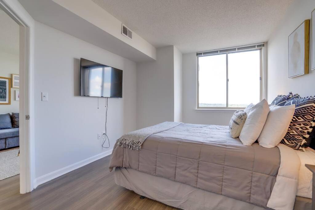 Exclusive Apt In Ballston With Gym Арлингтон Экстерьер фото