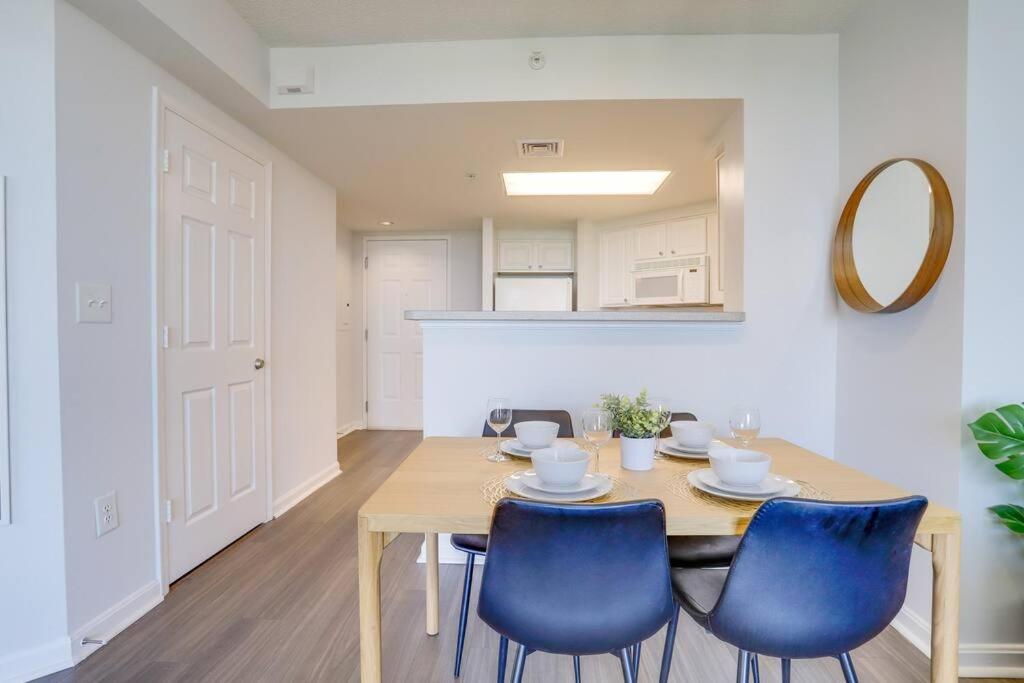 Exclusive Apt In Ballston With Gym Арлингтон Экстерьер фото